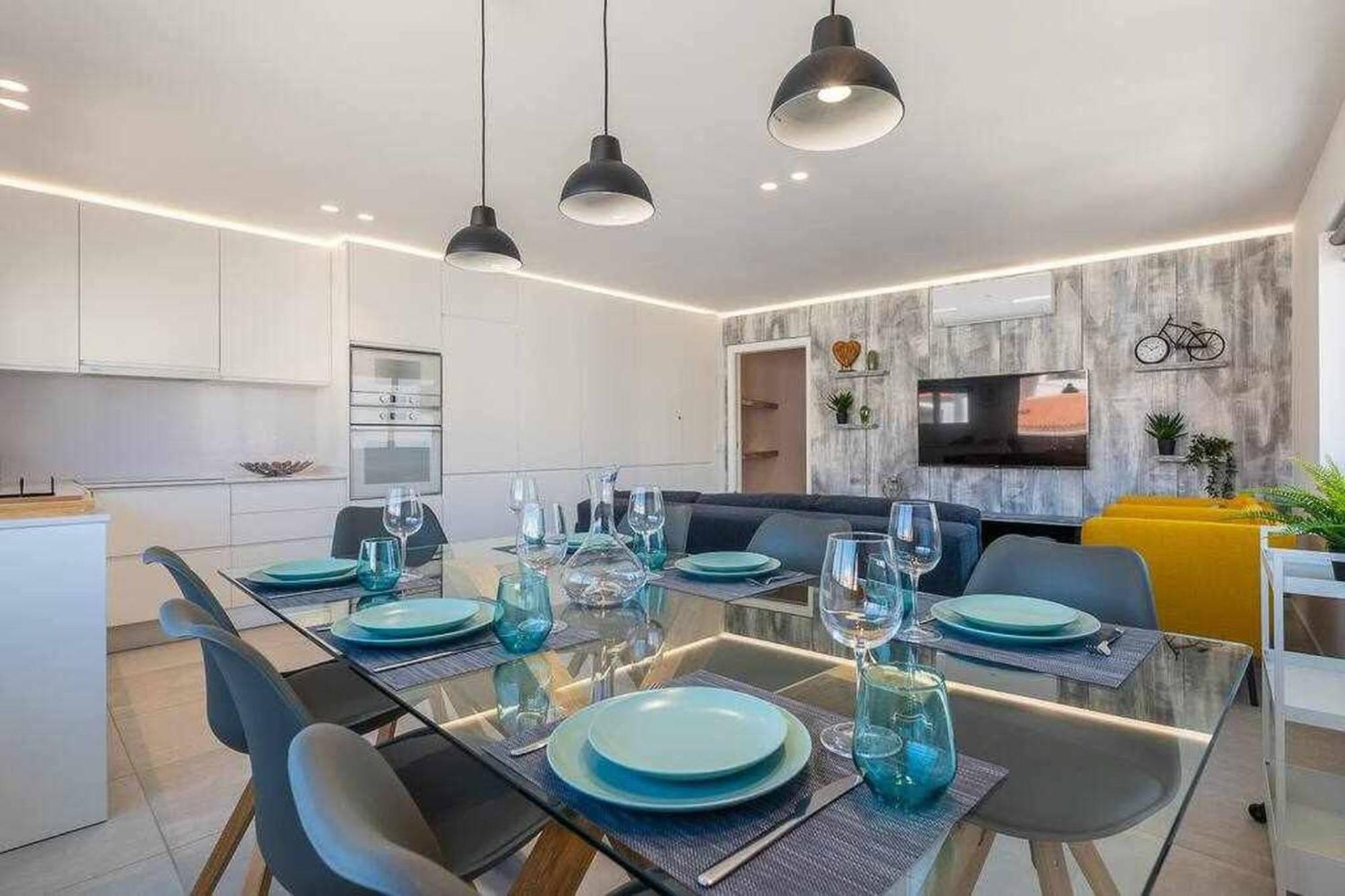 Central Town 2-Bedroom Apartment Албуфейра Екстериор снимка