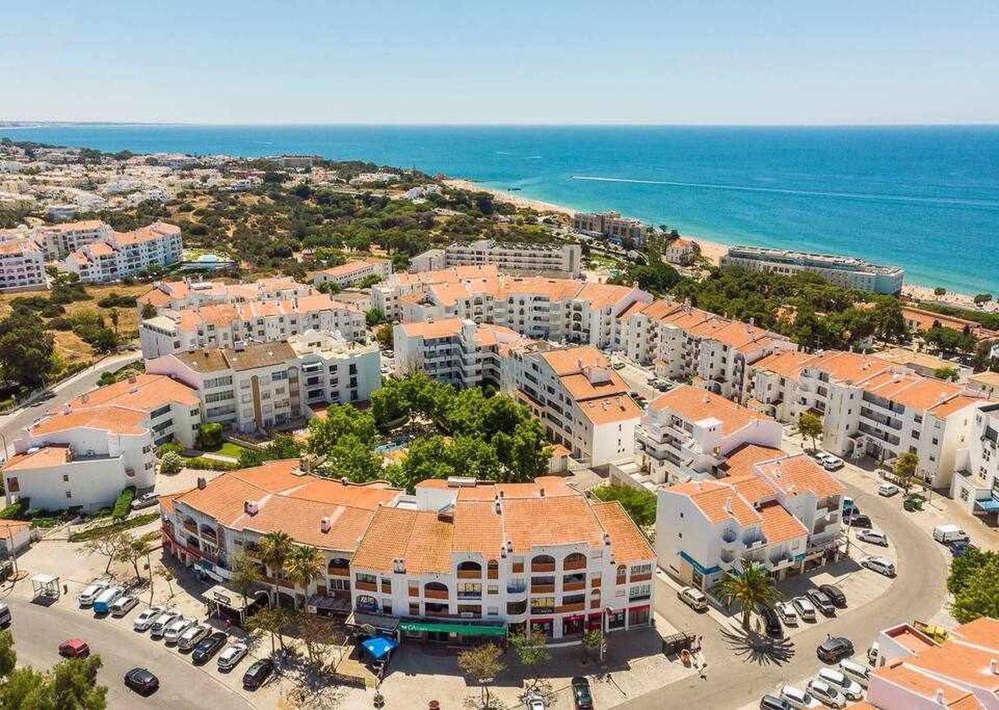 Central Town 2-Bedroom Apartment Албуфейра Екстериор снимка